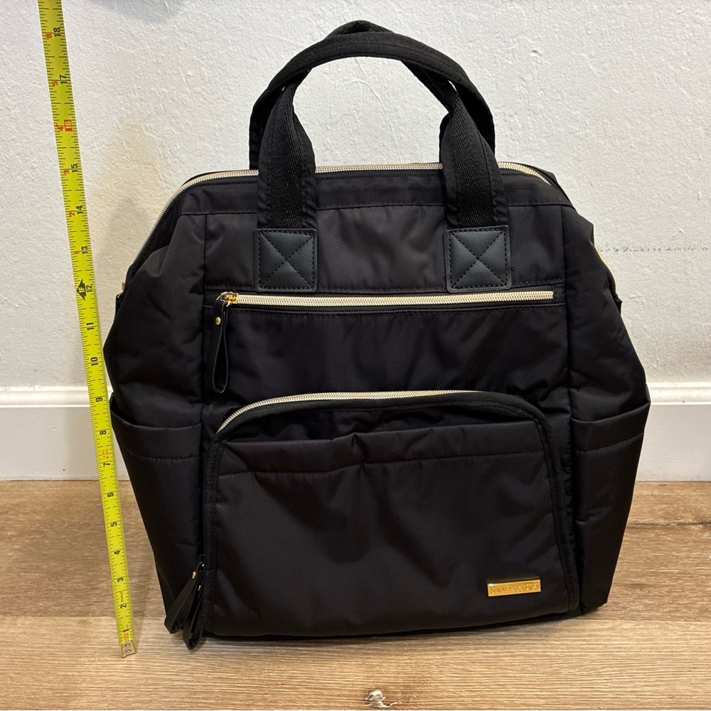 Skip Hop Mainframe Wide Open Diaper Black Backpack 
Excellent Condition - Picture 14 of 14